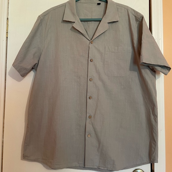 Design in Italy Gray Casual Button Down Shirt for Effortless Style - Picture 1 of 7